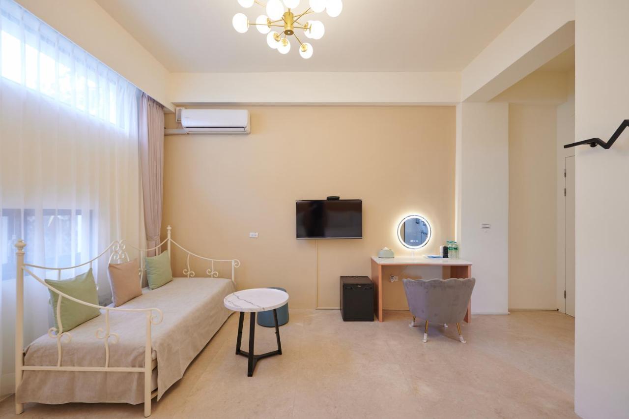 Avenue B&B เมืองฮวาเหลียน ภายนอก รูปภาพ